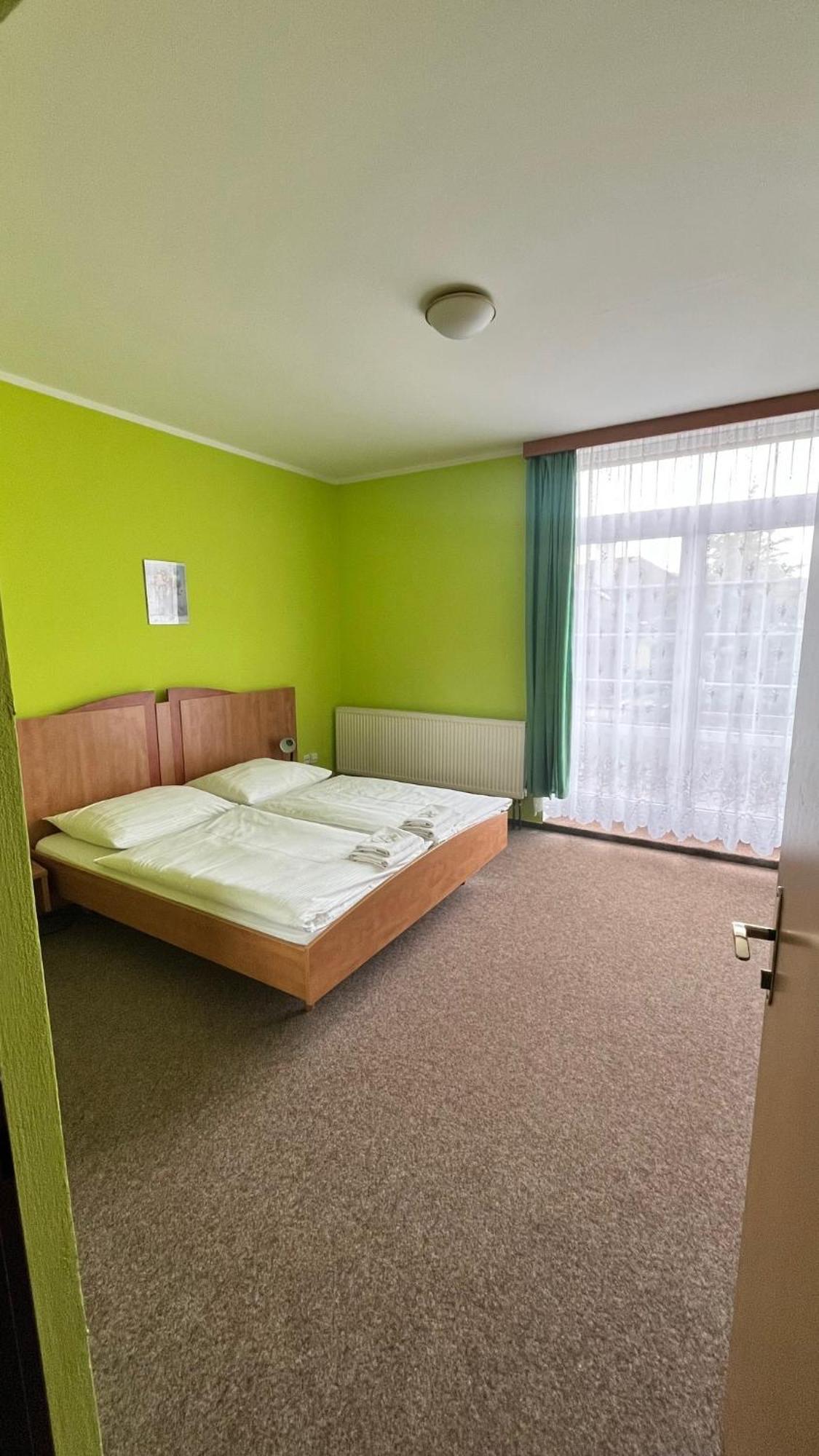 Grandhotel Nový Bor Esterno foto