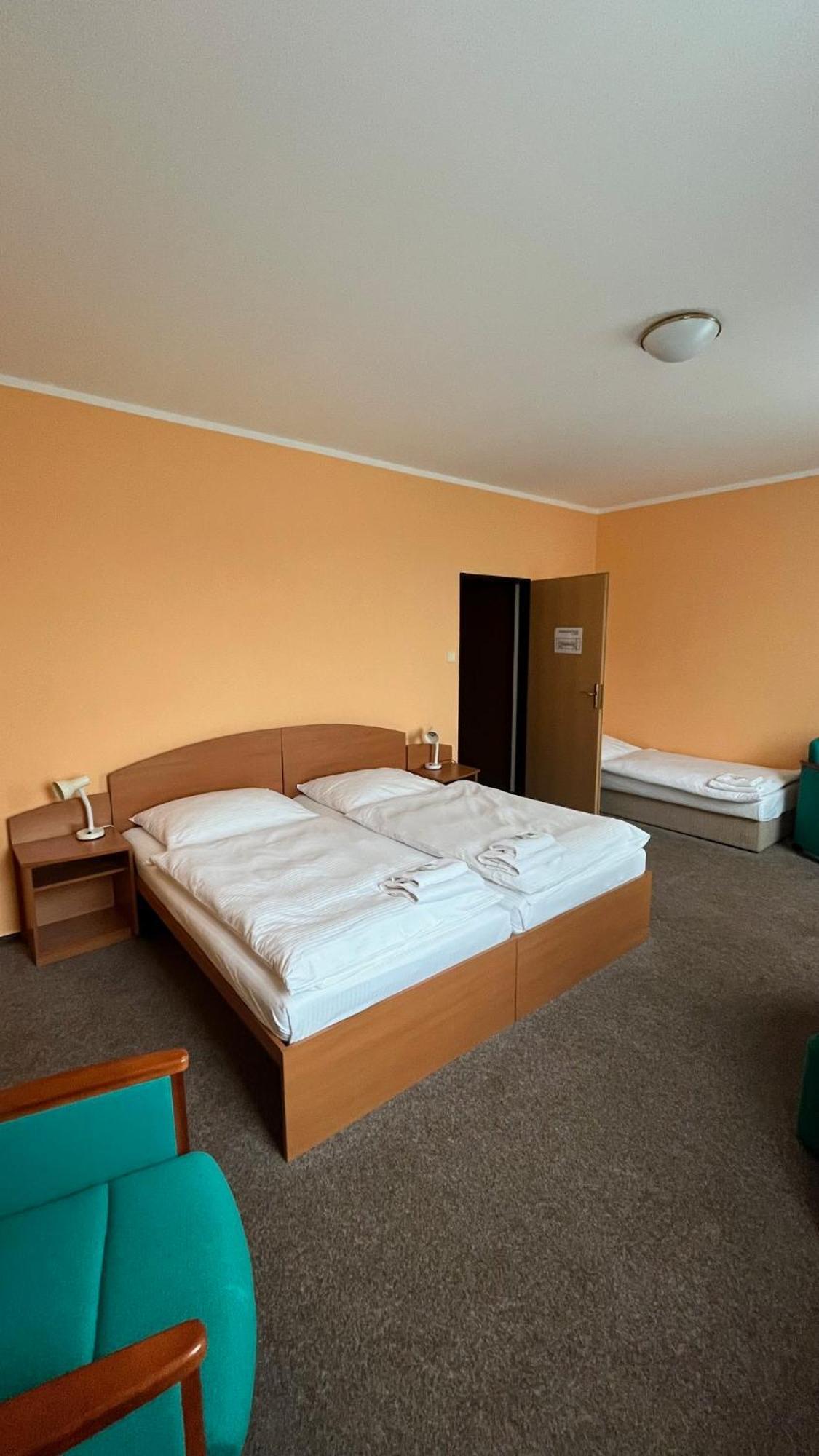 Grandhotel Nový Bor Esterno foto