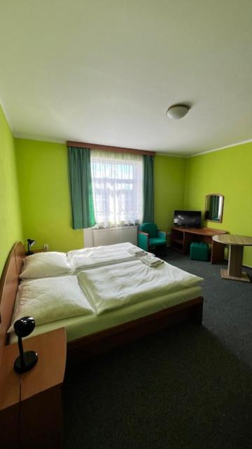 Grandhotel Nový Bor Esterno foto