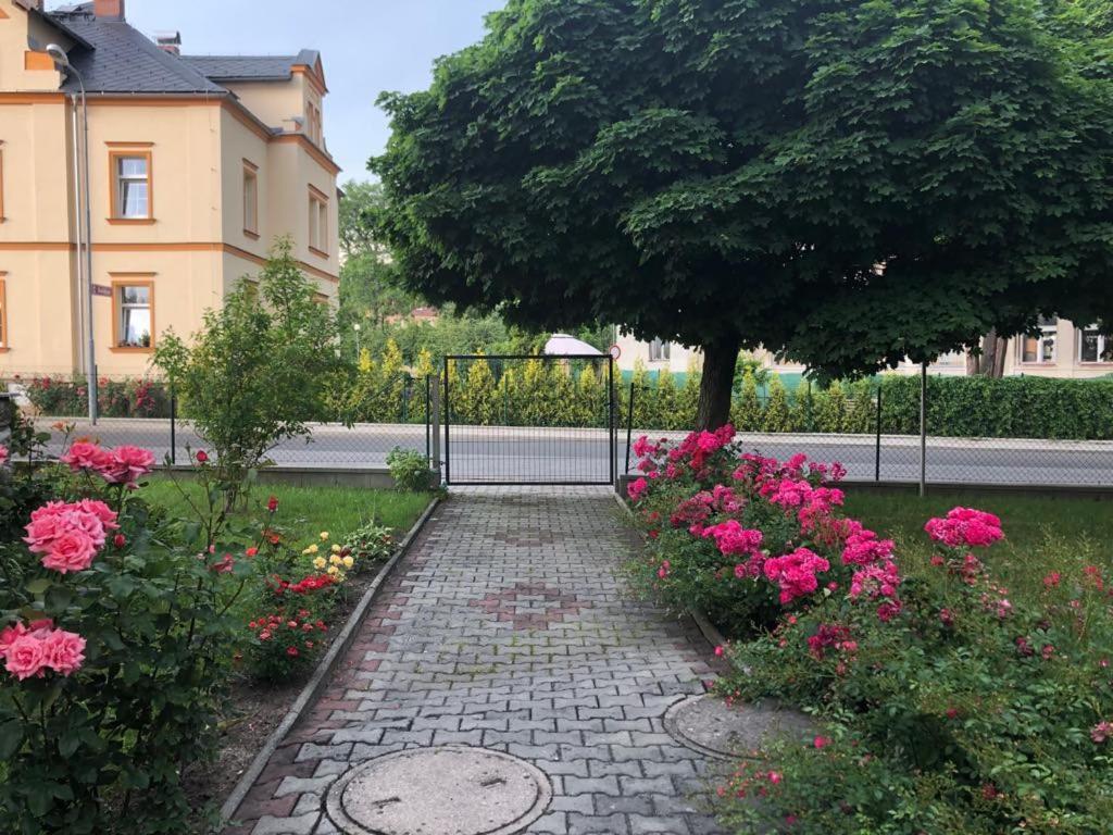 Grandhotel Nový Bor Esterno foto